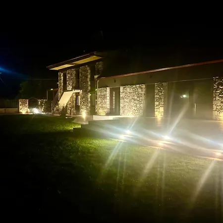 Rock House Apartment